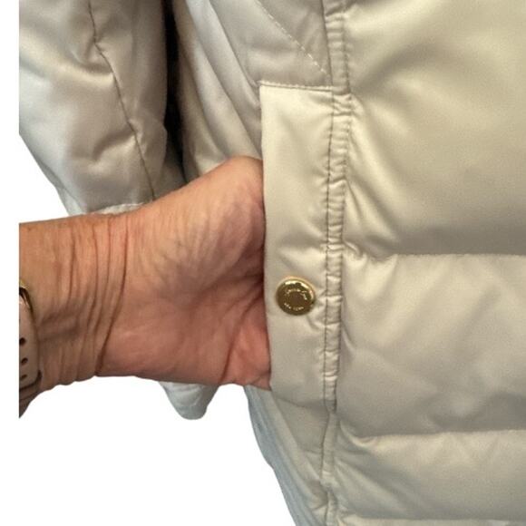 Kenneth Cole Cream Down Puffer Coat Faux Fur Trim Hood M - Picture 8 of 10